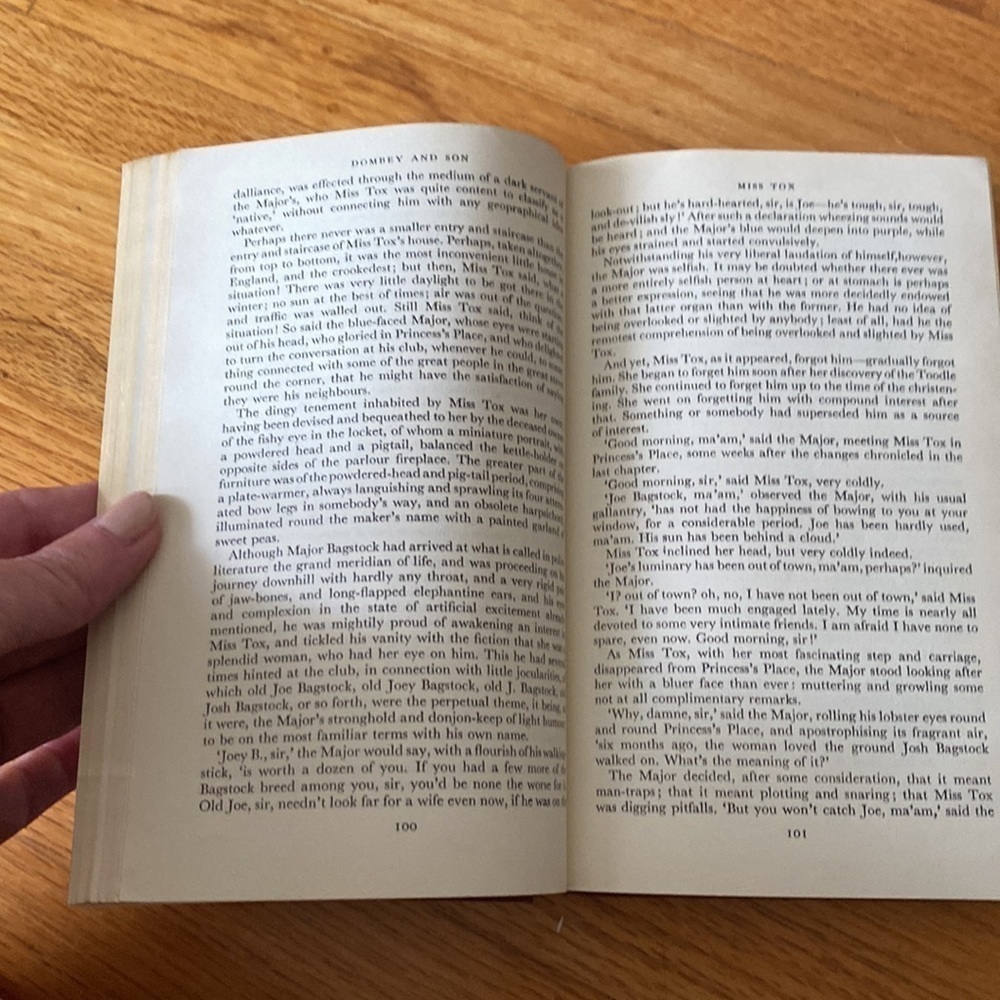VINTAGE book Dombey and son by Charles Dickens, published by Collins 1954 - Picture 11 of 14